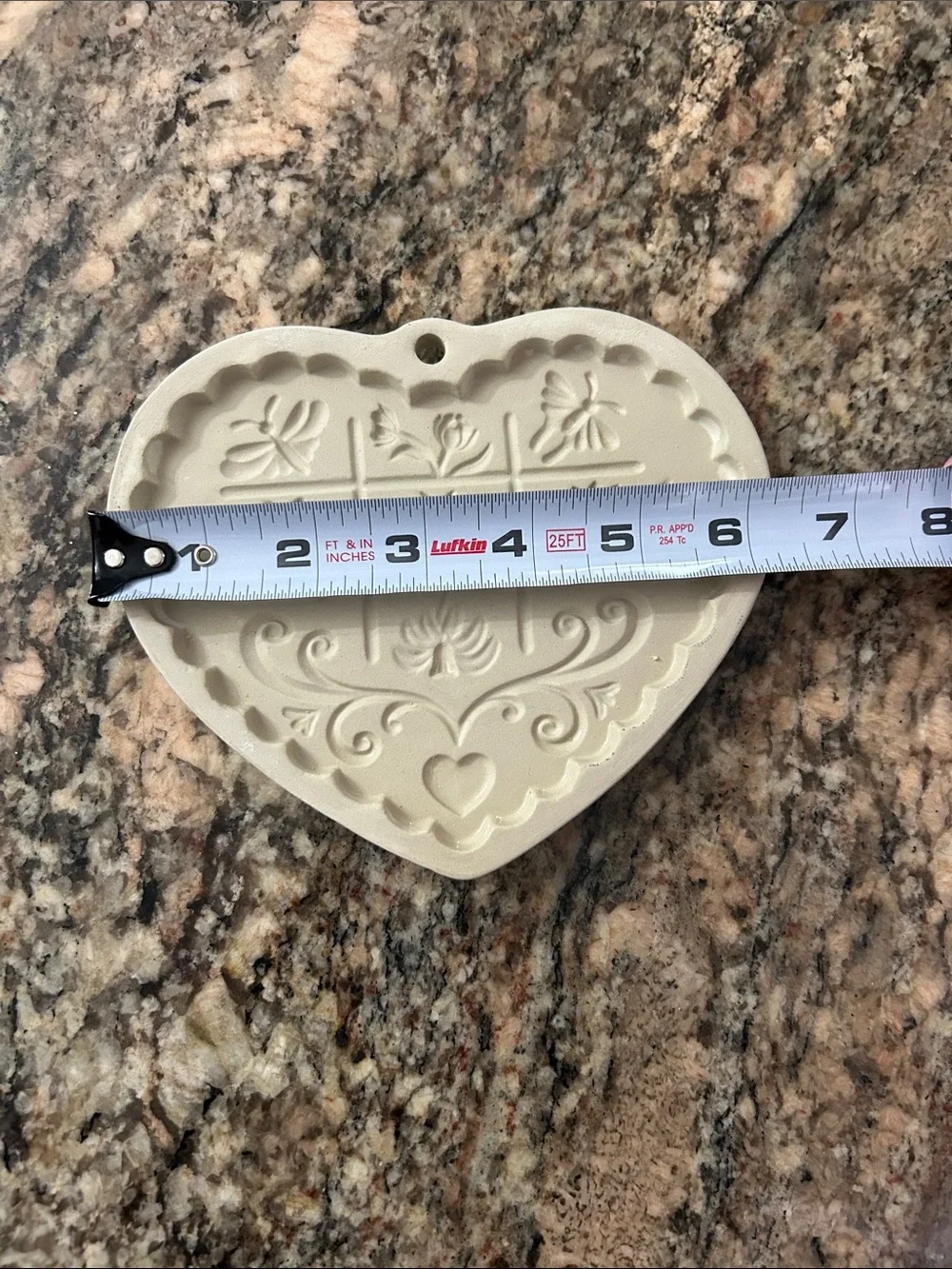 Pampered Chef Heart-Shaped Decorative Ceramic Mold - White